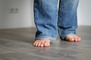 Ist eine Fußbodenheizung im Badezimmer sinnvoll? Wir sagen ja!